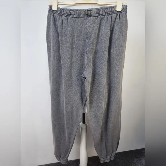 NEW Urban Outfitters Dark Grey Jogger Bottoms Size XL Length 30" sweatpants - Picture 3 of 5